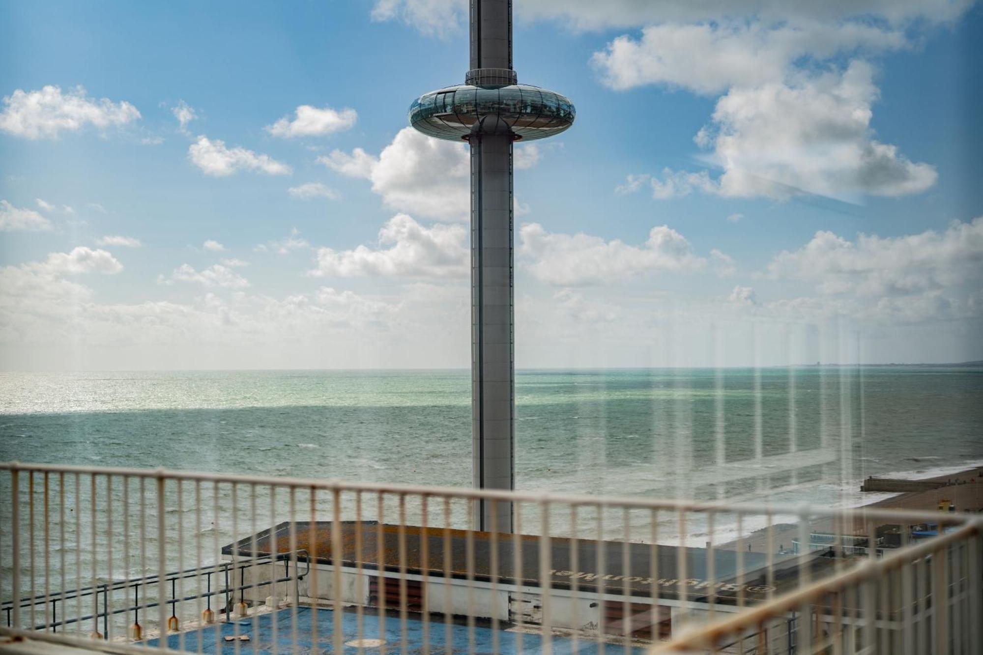 On The Beach Penthouse With Sea View - 3 Bedrooms - Roof Balcony - Spa, Sauna, Gym And Pool - Sleeps 6 Brighton Bagian luar foto